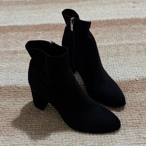 Elegant Black Ankle Boots